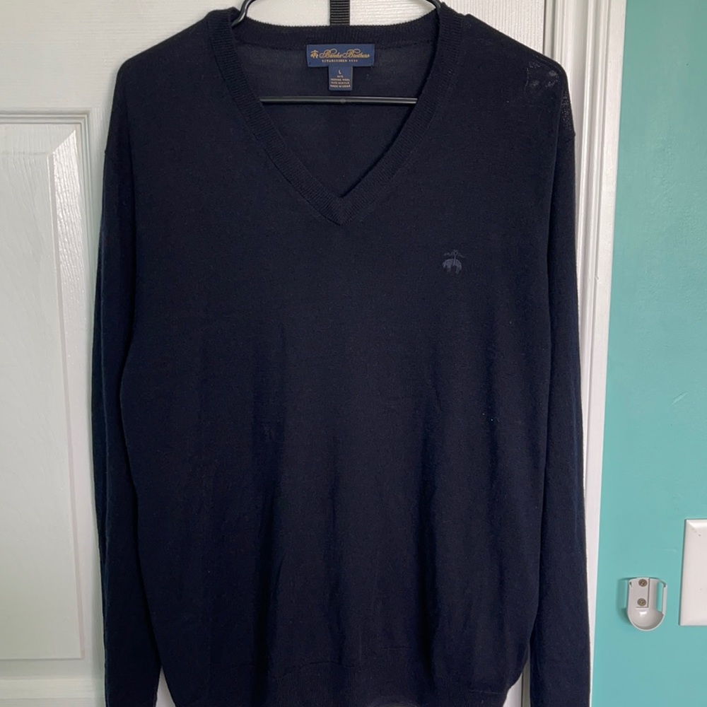 Beautiful Navy Blue brooks brothers V-neck sweater
